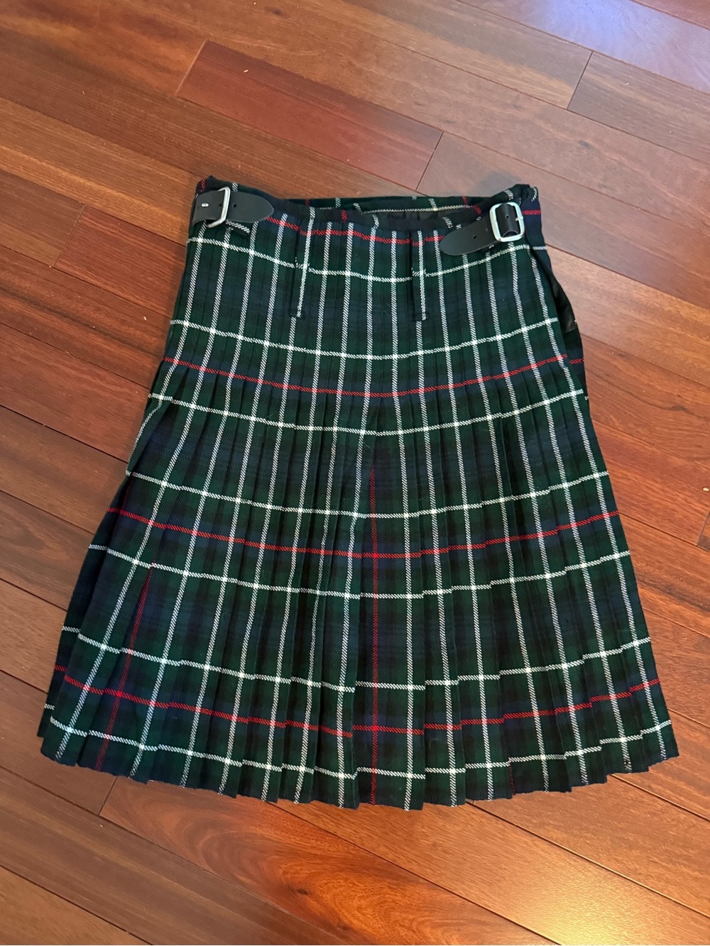 Scottish Design Tartan Plaid Women’s Kilt Skirt Size 12 Waist Is 32 In - Buckles